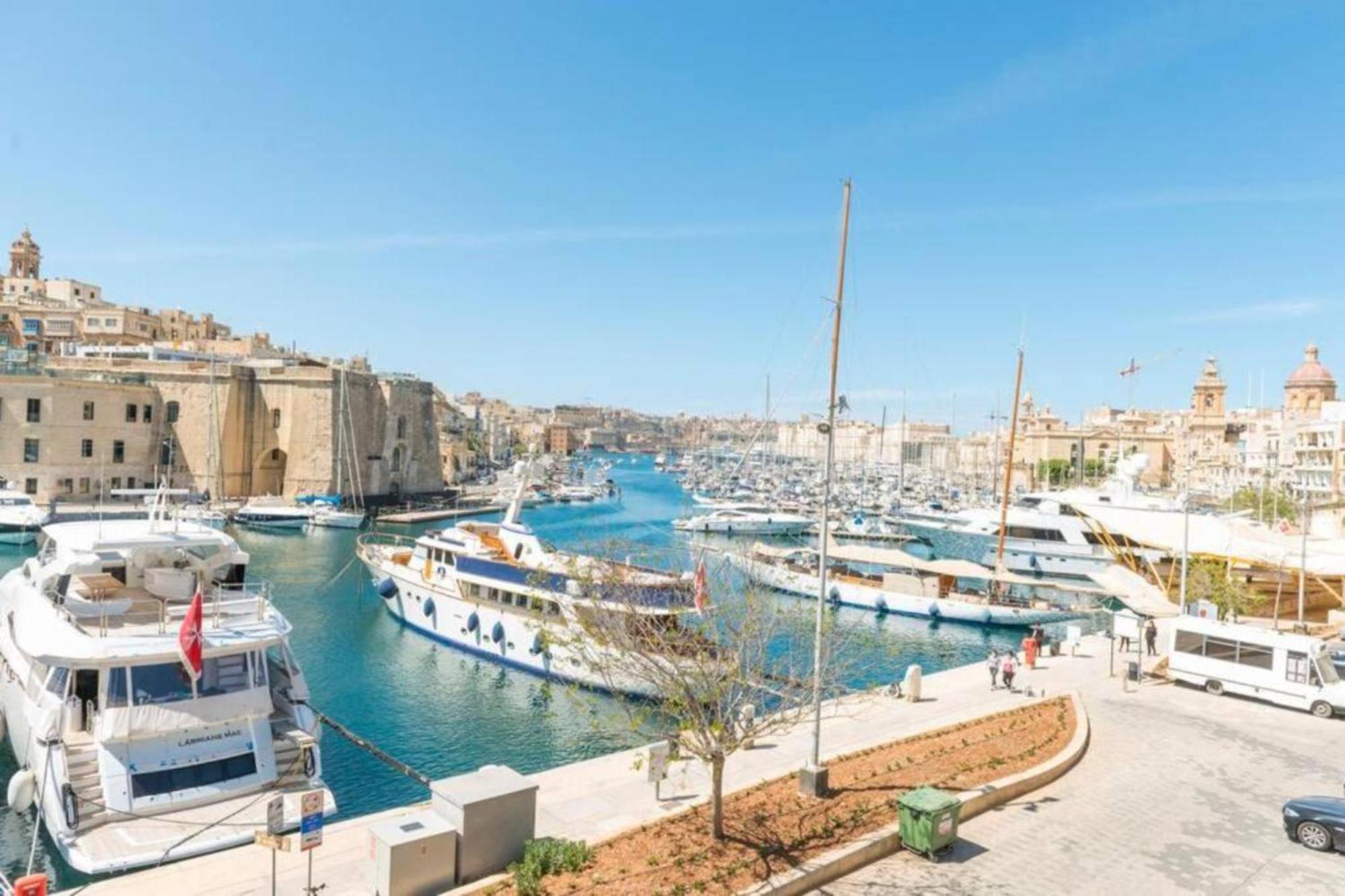 Authentic 1St Fl Apartment At The 3 Cities Marina Cospicua Eksteriør billede
